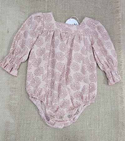 Pelele estampado bebé rosa maquillaje. Babidu