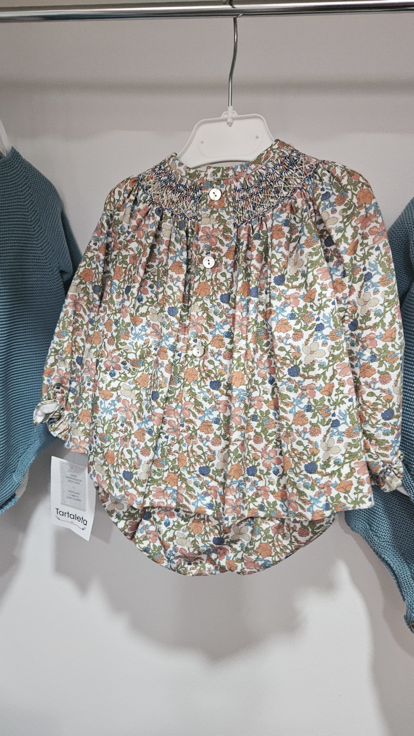 Jesusito niña punto smock R300946 Teja - Imagen 3