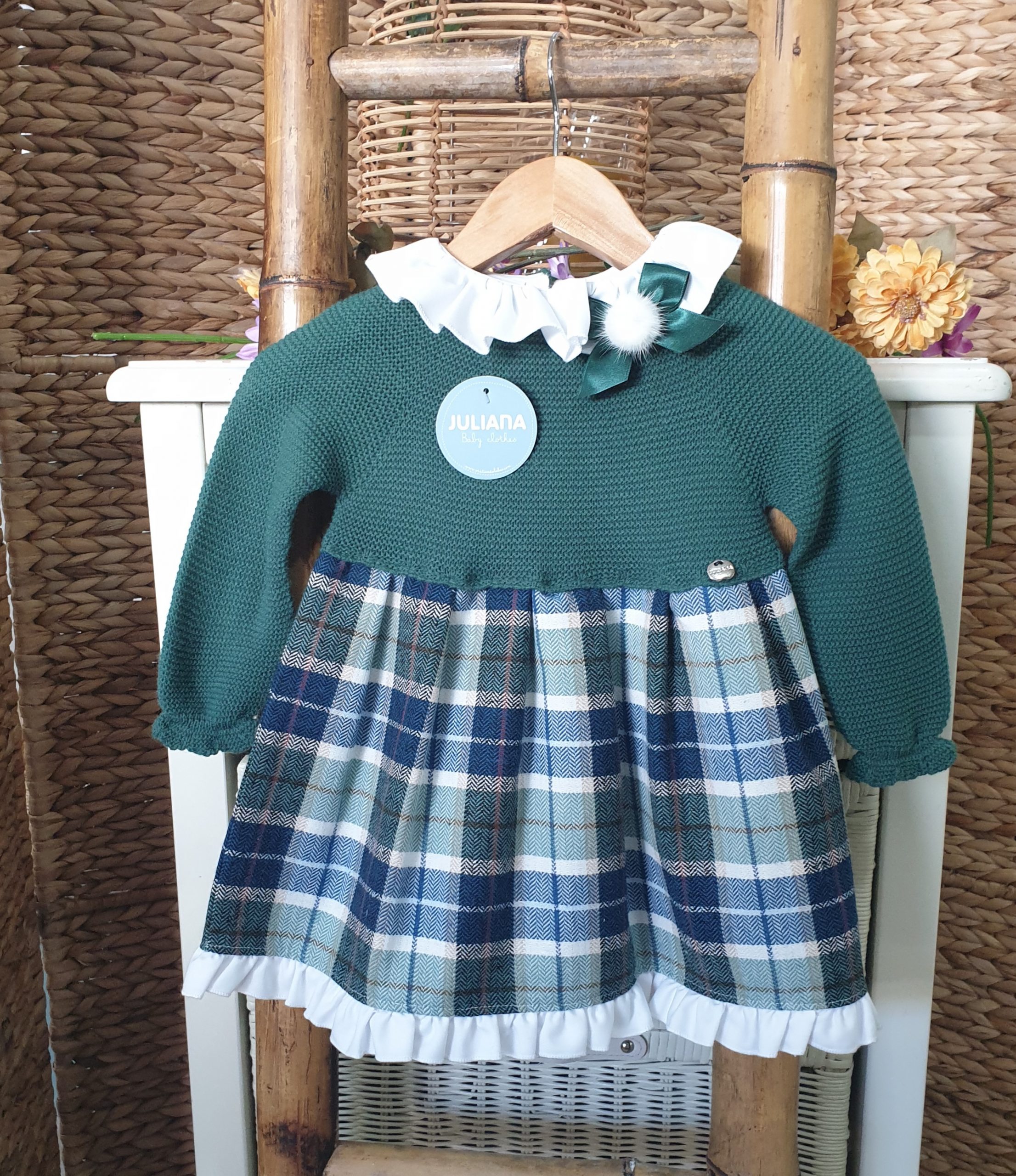 A Vestido niña cuerpo punto cuadros R190547 Verde - Tienda moda infantil  online | María Corrales