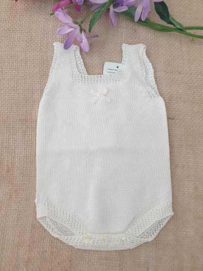 Body bebé 100% algodón egipcio color crudo.