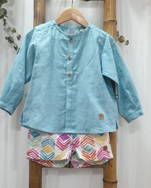 Conjunto para niño dos piezas, pantalón estampado colores y camisa lino turquesa. José Varón