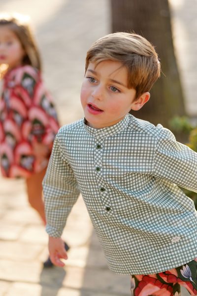 A Conjunto niño pantalón + camisa estampado Flor JV R250200 - Imagen 2