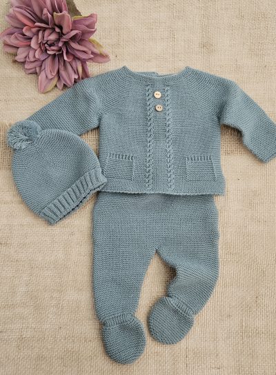 Conjunto punto para bebé polainas, jersey y gorrito. Verde Popys