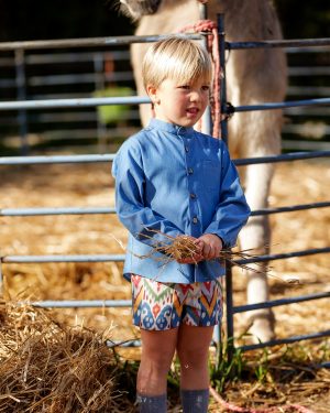 Pantalón corto para niño estampado étnico. José Varón Invierno 2025