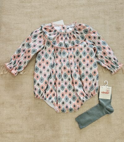 Pelele para bebé estampado étnico coral verde Popys.