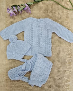 conjunto punto para bebé color nube, azulón polaina gorro. Mac Ilusión