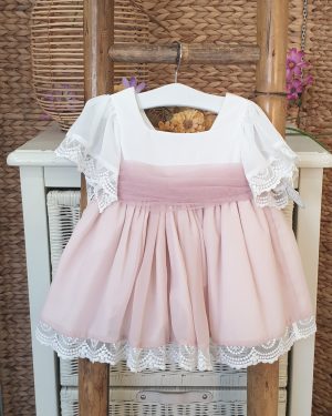 Jesusito para niña dos piezas color rosa maquillaje y crudo. Eva Martinez