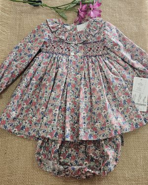 Jesusito para niña dos piezas liberty colores azulón y granate. Punto smock. Tartaleta