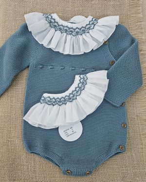 Cuello para bebé punto smock verde petroleo. Artinsa