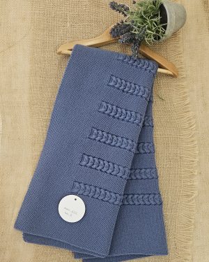 Toquilla mantita punto azul ochos Artinsa