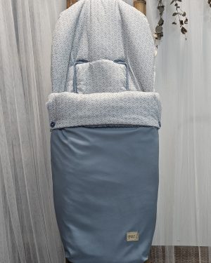 Saco silla para bebé color azul atardecer Paz Rodriguez.