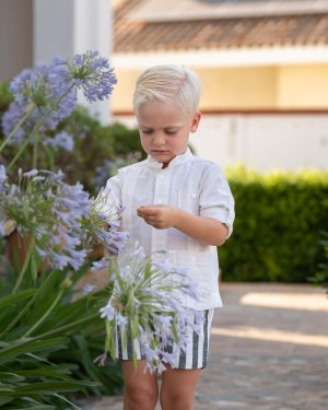 Conjunto niño dos piezas guayabera más pantalón rayas negro