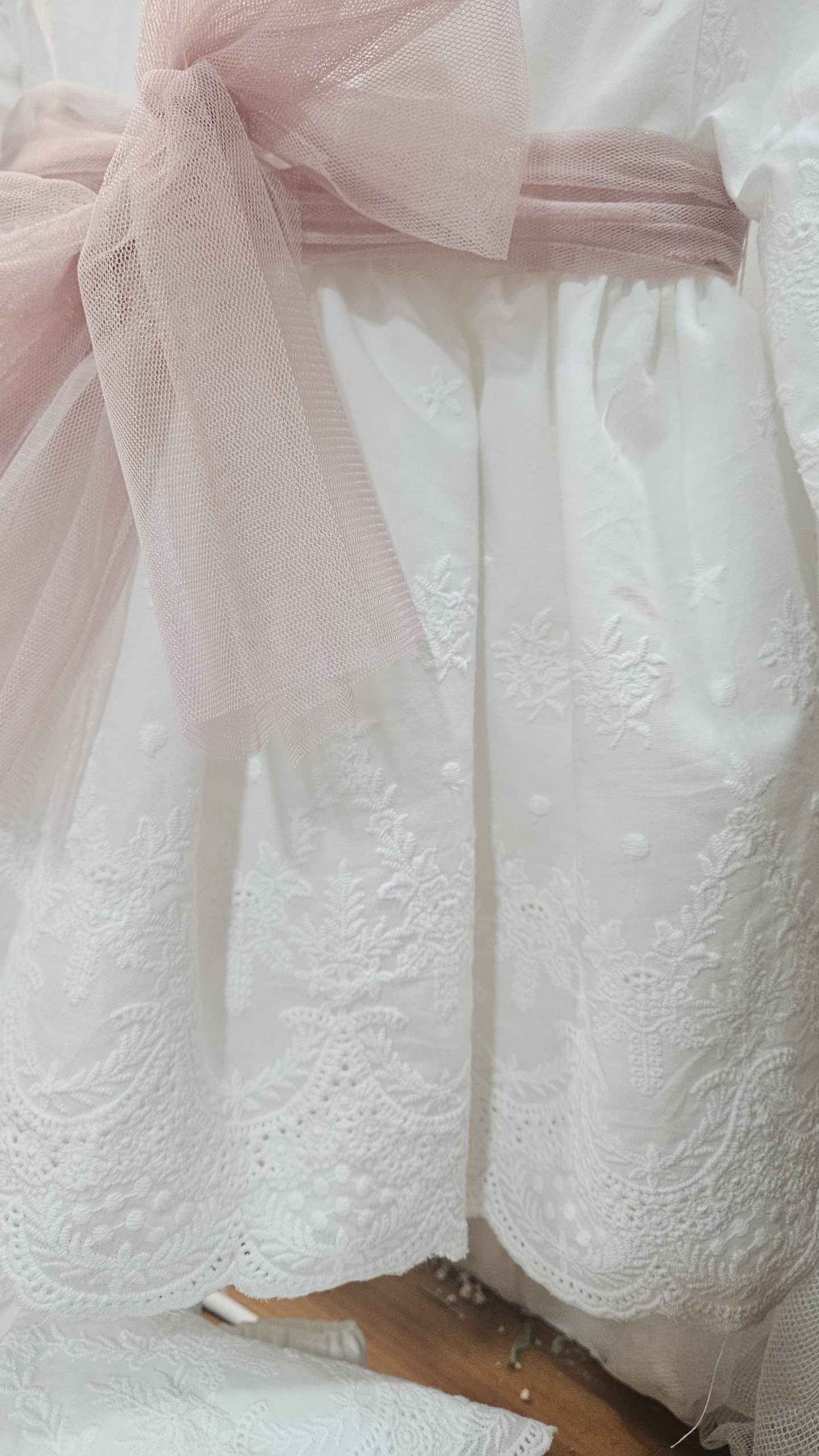 A Jesusito con capota 13704 Blanco roto R301126 - Imagen 3