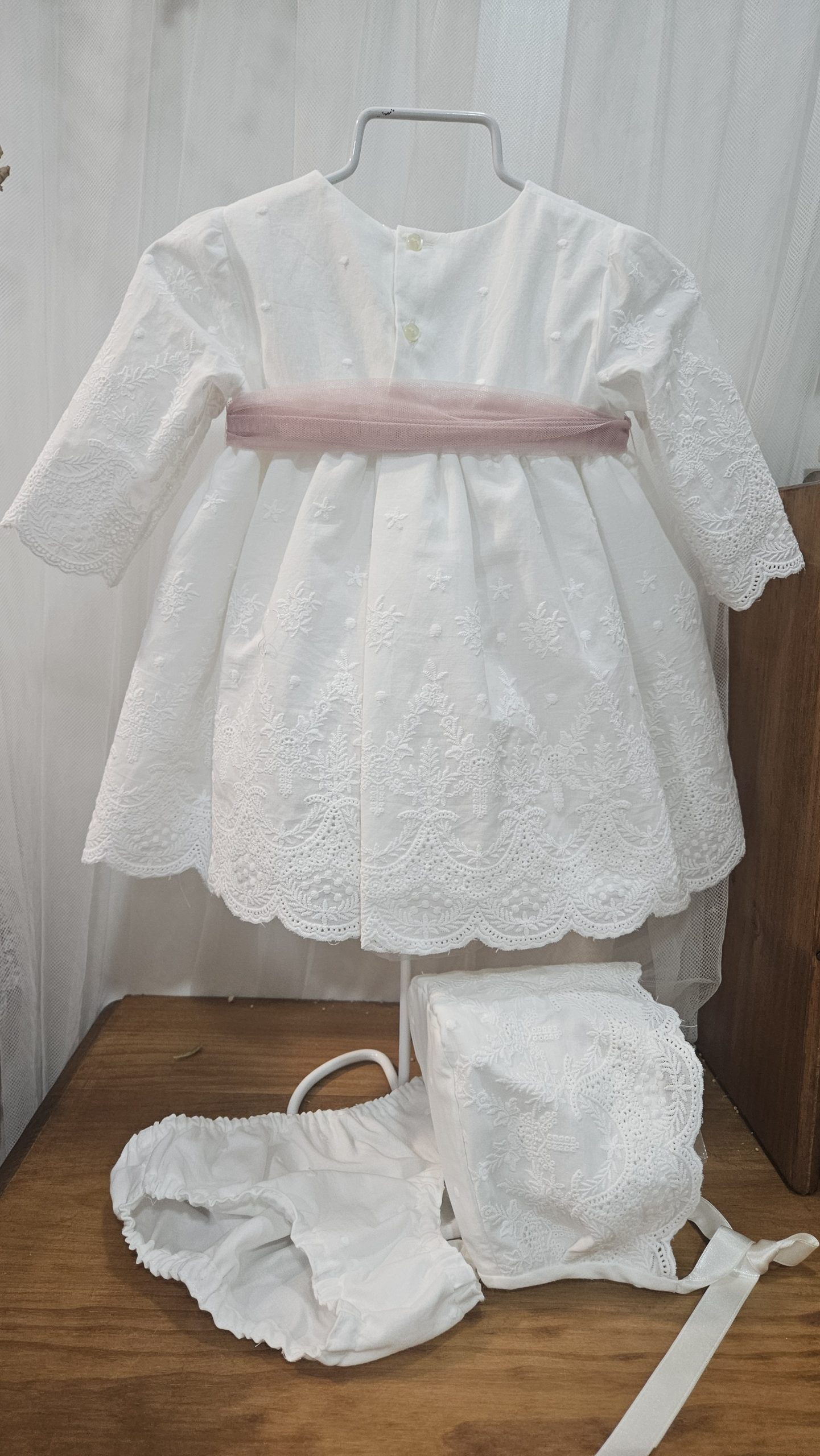 A Jesusito con capota 13704 Blanco roto R301126 - Imagen 4