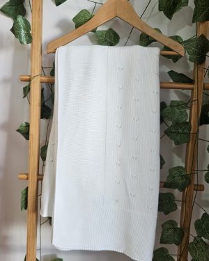 A Mantita toquilla punto verano Sigar P280240 Blanca