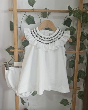 A Jesusito niña fluido punto smock blanco / negro R301143