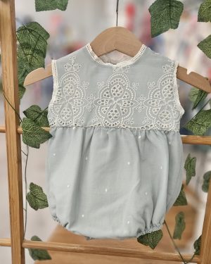 A Pelele bebé bordado verde empolvado R200967