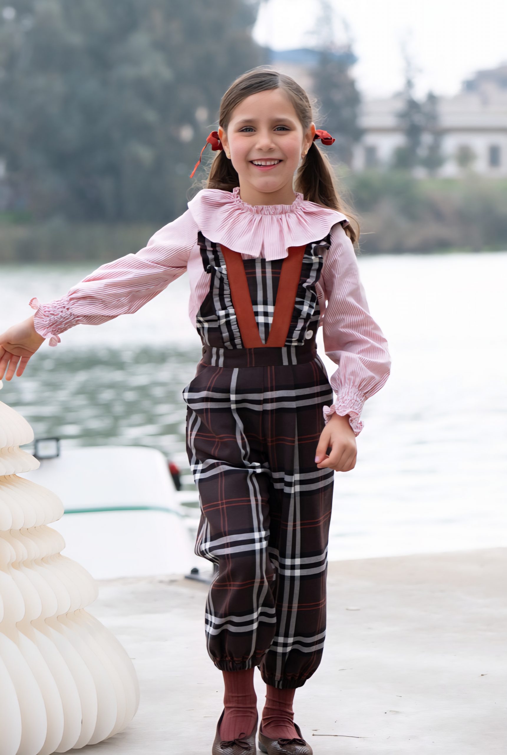 A Conjunto niña peto largo cuadros José Varón R250209